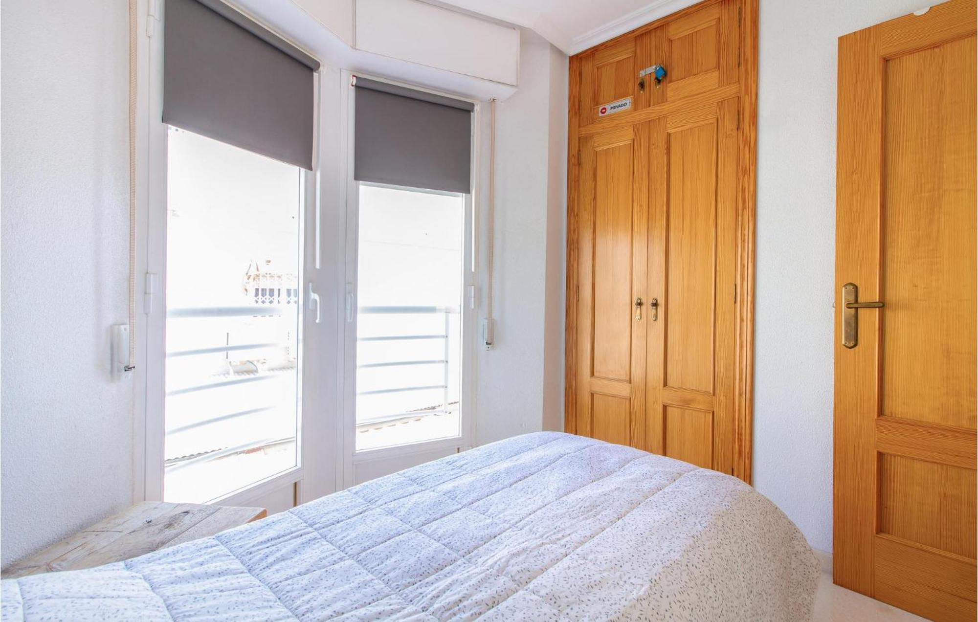 2 Bedroom Lovely Home In Santa Pola Bagian luar foto