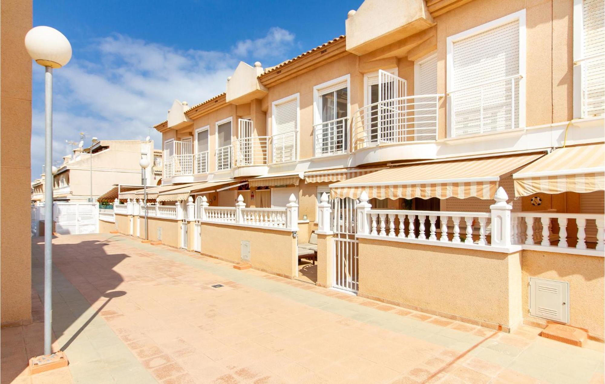 2 Bedroom Lovely Home In Santa Pola Bagian luar foto